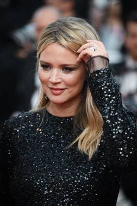 76e Festival International du film de Cannes. montee du film La Passion de Dodin Bouffant - 76th International Cannes Film Festival. red carpet of La Passion de Dodin Bouffant - Virginie Efira 292563 2023-05-24  Copyright: xLionelxGuericolas MPPx STAR_292563_017