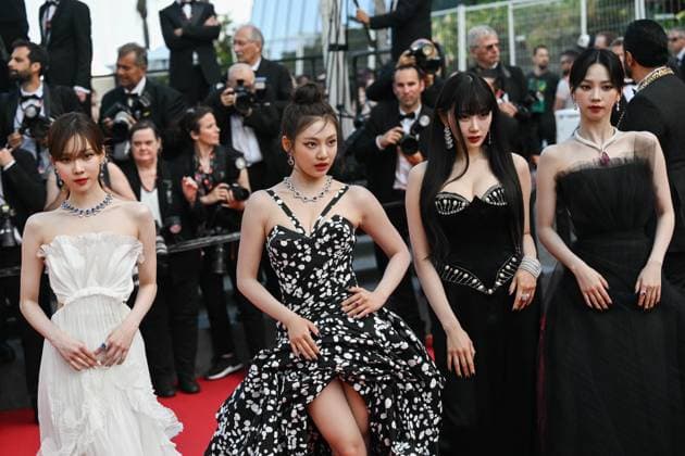 76e Festival International du film de Cannes. montee du film La Passion de Dodin Bouffant - 76th International Cannes Film Festival. red carpet of La Passion de Dodin Bouffant - Karina, Giselle, NingNing, Winter from Girl Group aespa 292563 2023-05-24  Copyright: xLionelxGuericolas MPPx STAR_292563_055