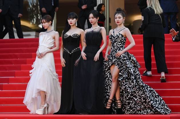 76e Festival International du film de Cannes. montee du film La Passion de Dodin Bouffant - 76th International Cannes Film Festival. red carpet of La Passion de Dodin Bouffant - Karina, Giselle, NingNing, Winter from Girl Group aespa 292563 2023-05-24  Copyright: xLionelxGuericolas MPPx STAR_292563_059