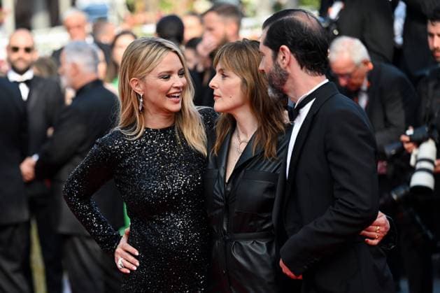 76e Festival International du film de Cannes. montee du film La Passion de Dodin Bouffant - 76th International Cannes Film Festival. red carpet of La Passion de Dodin Bouffant - Virginie Efira , ValÃ rie Donzelli , Melvil Poupaud 292563 2023-05-24  Copyright: xLionelxGuericolas MPPx STAR_292563_096