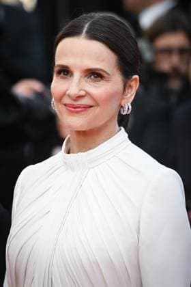 76e Festival International du film de Cannes. montee du film La Passion de Dodin Bouffant - 76th International Cannes Film Festival. red carpet of La Passion de Dodin Bouffant - Juliette Binoche 292563 2023-05-24  Copyright: xLionelxGuericolas MPPx STAR_292563_143