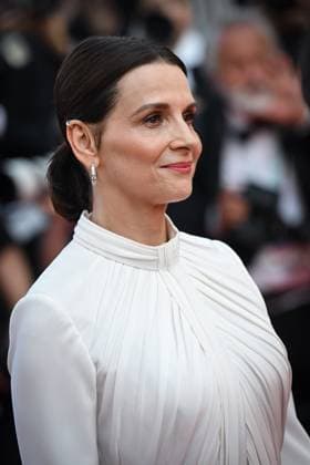 76e Festival International du film de Cannes. montee du film La Passion de Dodin Bouffant - 76th International Cannes Film Festival. red carpet of La Passion de Dodin Bouffant - Juliette Binoche 292563 2023-05-24  Copyright: xLionelxGuericolas MPPx STAR_292563_151