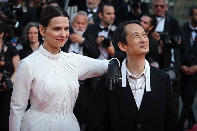 76e Festival International du film de Cannes. montee du film La Passion de Dodin Bouffant - 76th International Cannes Film Festival. red carpet of La Passion de Dodin Bouffant - Juliette Binoche , Tran Anh Hung 292563 2023-05-24  Copyright: xLionelxGuericolas MPPx STAR_292563_152