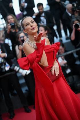 76e Festival International du film de Cannes. montee du film La Passion de Dodin Bouffant - 76th International Cannes Film Festival. red carpet of La Passion de Dodin Bouffant - Petra Nmcova 292563 2023-05-24  Copyright: xLionelxGuericolas MPPx STAR_292563_186