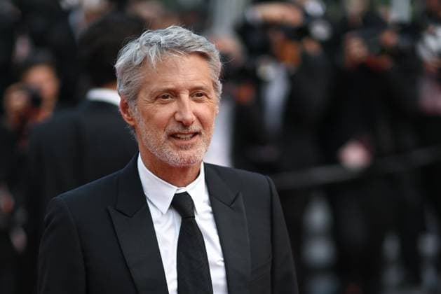 76e Festival International du film de Cannes. montee du film La Passion de Dodin Bouffant - 76th International Cannes Film Festival. red carpet of La Passion de Dodin Bouffant - Antoine De Caunes 292563 2023-05-24  Copyright: xLionelxGuericolas MPPx STAR_292563_192