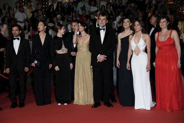 76th Cannes Film Festival 2023, Red carpet film The sun of the future . Pictured: Angelo Galdi, Sun Hee You, Valentina Romani, Elena Lietti, Nanni Moretti, Giuseppe Scoditti, Arianna Pozzoli, Blu Yoshimi  Copyright: xAlbertoxTerenghi PoolxPhotoxEvenx xPoolxPhotoxEventsx01x IPA_IPA38197442