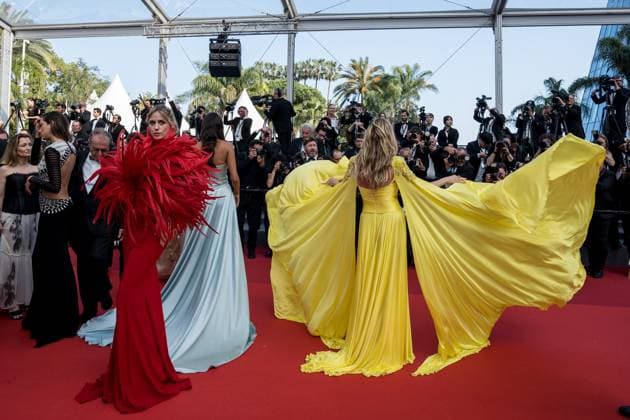 76e Festival International du Film de Cannes. MontÃ e des marches du film La Passion de Dodin Bouffant. 76th International Cannes Film Festival. Red Carpet 292562 2023-05-24 Cannes France Klum, Heidi  Copyright: xEstellexCarlierx xStarfacex STAR_292562_010