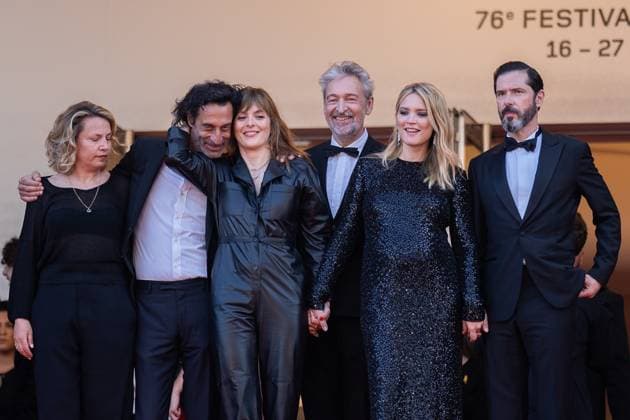 76e Festival International du Film de Cannes. MontÃ e des marches du film La Passion de Dodin Bouffant. 76th International Cannes Film Festival. Red Carpet 292562 2023-05-24 Cannes France Efira, Virginie; Donzelli, Valerie; Poupaud, Melvil; Theis, Samuel  Copyright: xEstellexCarlierx xStarfacex STAR_292562_057