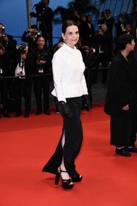 76th Cannes Film Festival 2023, Red Carpet Film . Pictured Il Sol Dell Avvenire . Pictured Juliette Binoche  Copyright: xSimonexComix xipa-agency.netx xPoolxPhotoxEventsx01x IPA_IPA38198042