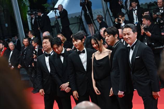 76e Festival International du Film de Cannes. MontÃ e des marches du film Vers un avenir radieux 292577 2023-05-24 Cannes France Hyung-seo, Kim (BIBI Naked bibi )  Copyright: xLionelxGuericolas MPPx STAR_292577_005