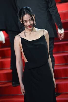 76e Festival International du Film de Cannes. MontÃ e des marches du film Vers un avenir radieux 292577 2023-05-24 Cannes France Hyung-seo, Kim (BIBI Naked bibi )  Copyright: xLionelxGuericolas MPPx STAR_292577_019