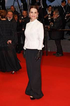 Juliette Binoche after the premiere of the feature film La passion de Dodin Bouffant at the Festival de Cannes 2023 76 Cannes International Film Festival at the Palais des Festivals Cannes, 24 05 2023. Foto:xS.xGabschx xFuturexImage