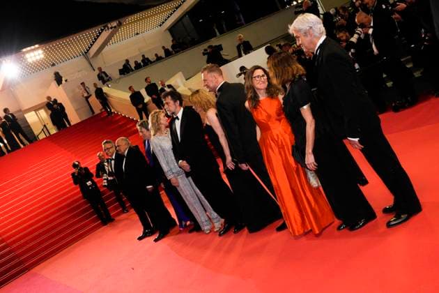Il Sol Dell Avvenire (A Brighter Tomorrow) Red Carpet - The 76th Annual Cannes Film Festival IPP talian film producer Paolo Del Brocco, actor Michele Eburnea, Italian director Nanni Moretti, actor Angelo Galdi and Italian actor Giuseppe Scoditti, French actor Mathieu Amalric, actress Sun Hee You, Italian writer Federica Pontremoli, Italian actress Valentina Romani, Czech-Italian actress Barbora Bobulova, Italian writer Francesca Marciano and Italian writer Valia Santella attends the Il Sol Dell Avvenire (A Brighter Tomorrow) red carpet during the 76th annual Cannes film festival at Palais des Festivals on May 24, 2023 in Cannes, France. Cannes France Copyright: xDanielexCifalà x originalFilename: cifala-notitle230525_np7Jr.jpg