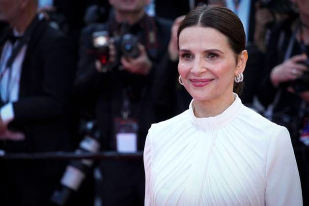 La Passion De Dodin Bouffant Red Carpet - The 76th Annual Cannes Film Festival Juliette Binoche attends the La Passion De Dodin Bouffant red carpet during the 76th annual Cannes film festival at Palais des Festivals on May 24, 2023 in Cannes, France. Cannes France  Copyright: xDanielexCifalÃ x originalFilename: cifala-notitle230524_np7t0.jpg