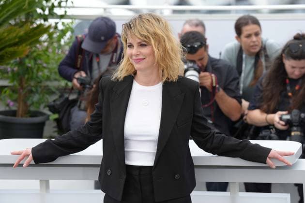 Barbora Bobulova CELEBRITES : 76 eme festival de Cannes - Photocall du film Â« Il Sol Dell avvenire (A Brighter Tomorrow) Â» - Cannes - 25 05 2023 NorbertScanella Panoramic 