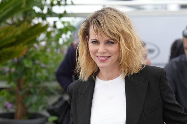 Barbora Bobulova CELEBRITES : 76 eme festival de Cannes - Photocall du film Â« Il Sol Dell avvenire (A Brighter Tomorrow) Â» - Cannes - 25 05 2023 NorbertScanella Panoramic 