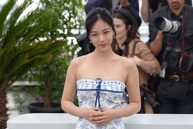 Hyoung Seo Kim CELEBRITES : 76 eme festival de Cannes - Photocall du film Â« Hwa-Ran (Hopeless) Â» - Cannes - 25 05 2023 NorbertScanella Panoramic 