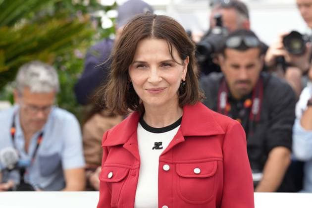 Juliette Binoche CELEBRITES : 76 eme festival de Cannes - Photocall du film Â« La Passion De Dodin Bouffant Â» - Cannes - 25 05 2023 NorbertScanella Panoramic 