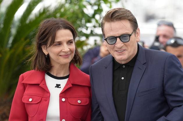 Juliette Binoche - Benoit Magimel CELEBRITES : 76 eme festival de Cannes - Photocall du film Â« La Passion De Dodin Bouffant Â» - Cannes - 25 05 2023 NorbertScanella Panoramic 