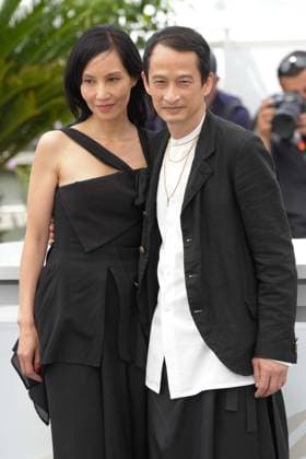 Tran Nu Yen Khe - Tran Anh Hung CELEBRITES : 76 eme festival de Cannes - Photocall du film Â« La Passion De Dodin Bouffant Â» - Cannes - 25 05 2023 NorbertScanella Panoramic 