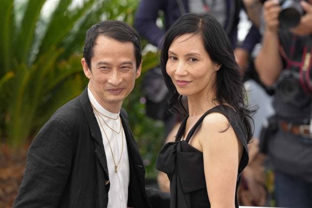 Tran Anh Hung - Tran Nu Yen Khe CELEBRITES : 76 eme festival de Cannes - Photocall du film Â« La Passion De Dodin Bouffant Â» - Cannes - 25 05 2023 NorbertScanella Panoramic 