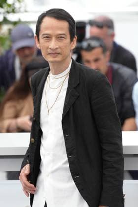 Tran Anh Hung CELEBRITES : 76 eme festival de Cannes - Photocall du film Â« La Passion De Dodin Bouffant Â» - Cannes - 25 05 2023 NorbertScanella Panoramic 