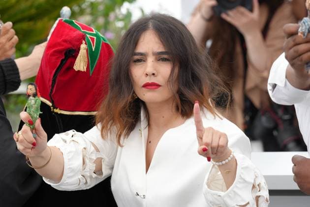 Asmae El Moudir CELEBRITES : 76 eme festival de Cannes - Photocall du film Â« Kadib Abyad (The Mother Of All Lies) Â» - Cannes - 25 05 2023 NorbertScanella Panoramic 