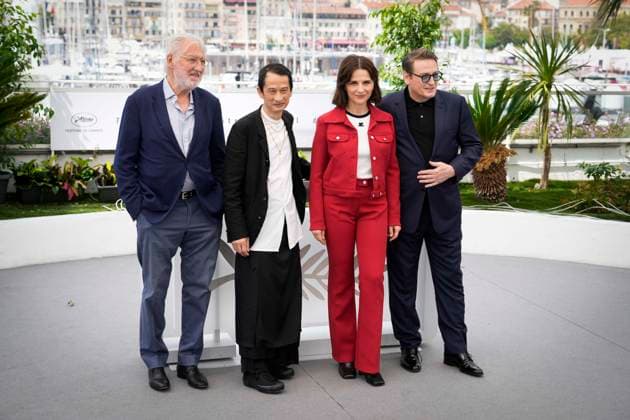 IPP Photo Daniele Cifala™ Cannes 25 05 2023 La Passion De Dodin Bouffant Photocall The 76th Annual Cannes Film Festival in the photo Benoit Magimel, Juliette Binoche, Director Tran Anh Hung and Pierre Gagnaire Italy Photo Press World Copyright  0