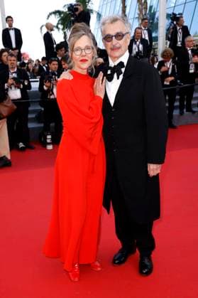 Wim Wenders with wife Donata at the premiere of the feature film Perfect Days at the Festival de Cannes 2023 76 Cannes International Film Festival at the Palais des Festivals Cannes, 25 05 2023. Foto:xS.xGabschx xFuturexImage