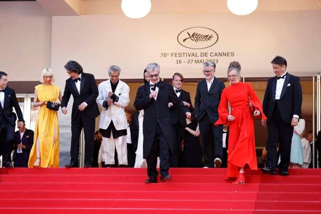 Koji Yanai, Aoi Yamada, Koji Yakusho, Min Tanaka, Wim Wenders, Arisa Nakano, Donata Wenders and guest at the premiere of the feature film Perfect Days at the Festival de Cannes 2023 76 Cannes International Film Festival at the Palais des Festivals Cannes, 25 05 2023. Foto:xS.xGabschx xFuturexImage