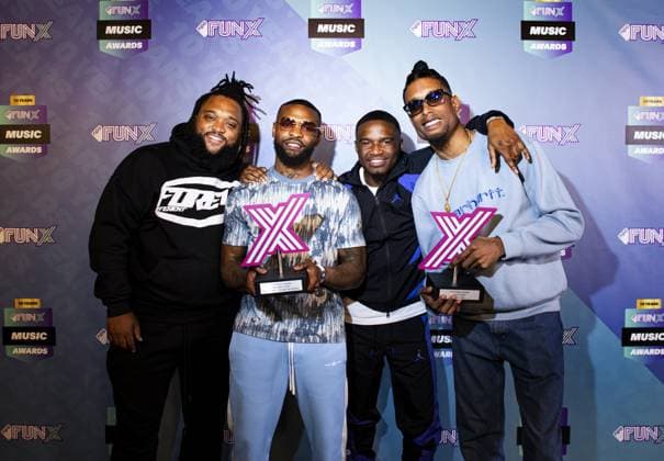 AMSTERDAM - Broederliefde wins Best DJ 2023 and Best Album 2023 during the presentation of the tenth edition of the FunX Music Awards. ANP RAMON VAN FLYMEN netherlands out - belgium out  Copyright: xx x470192184x originalFilename: 470192184.jpg