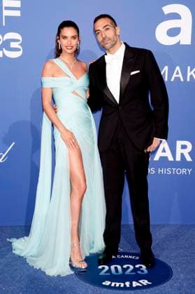 Sara Sampaio and Mohammed Al Turki at the 29 amfAR Gala Cannes in the framework of the Festival de Cannes 2023 76 Cannes International Film Festival at HÃ tel du Cap Eden Roc Antibes, 25 05 2023 Foto:xD.xBedrosianx xFuturexImage