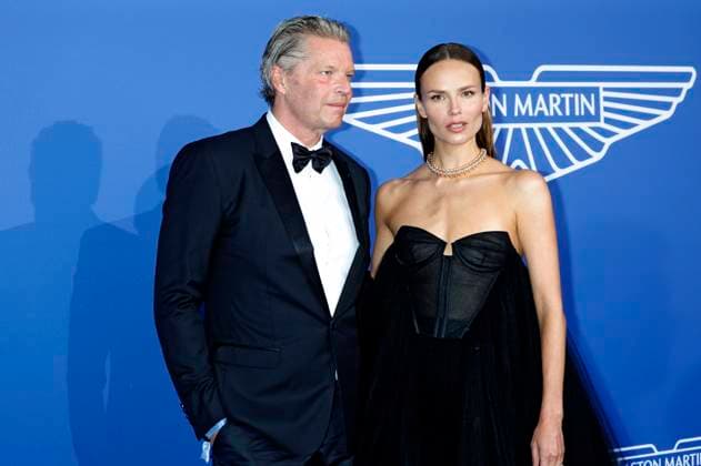 Natasha Poly with husband Peter Bakker at the 29 amfAR Gala Cannes during the Festival de Cannes 2023 76 Cannes International Film Festival at HÃ tel du Cap Eden Roc Antibes, 25 05 2023 Foto:xD.xBedrosianx xFuturexImage