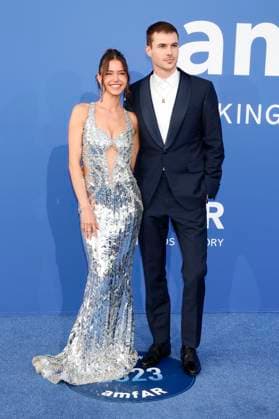 Lea Elui and Scott Morton at the 29 amfAR Gala Cannes at the Festival de Cannes 2023 76 Cannes International Film Festival at HÃ tel du Cap Eden Roc Antibes, 25 05 2023 Foto:xD.xBedrosianx xFuturexImage