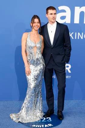 May 25, 2023: Lea Elui and Scott Morton attend the amfAR Gala Cannes 2023 during the 76th Cannes Film Festival, Festival de Cannes, at Hotel du Cap-Eden-Roc in Cap d Antibes, France, on 25 May 2023. Photo: - ZUMAm179 20230525_zep_m179_121 Copyright: xAlecxMichaelx