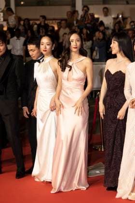 CANNES, FRANCE - MAY 25: (L-R) South Korean actor Oh Jung-se, South Korean actress Jeon Yeo-Been, Korean-American singer actress Krystal Jung and South Korean actress Lim Soo-jung attend the Cobweb (Dans La Toile) red carpet during the 76th Cannes Film Festival at Palais des Festivals on May 25, 2023 in Cannes, France.  Copyright: xVCGx 111438376093