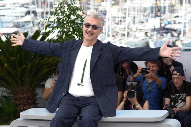 Wim Wenders CELEBRITES : 76 eme festival de Cannes - Red Carpet du film Â« Perfect Days Â» - Cannes - 26 05 2023 NorbertScanella Panoramic 