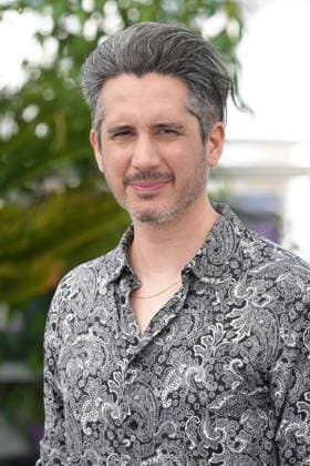 Jean bernard Marlin CELEBRITES : 76 eme festival de Cannes - Photocall du film Â« Salem Â» - Cannes - 26 05 2023 NorbertScanella Panoramic 