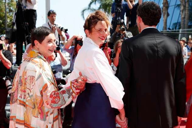 Isabella Rossellini, Alice Rohrwacher and Josh O Connor at the premiere of the feature film La chimera at the Festival de Cannes 2023 76 Cannes International Film Festival at the Palais des Festivals Cannes, 26 05 2023. Foto:xD.xBedrosianx xFuturexImage