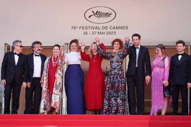 Paolo Del Brocco, Carlo Cresto Dina, Isabella Rossellini, Alice Rohrwacher, Alba Rohrwacher, Chiara Pazzaglia, Josh O connor, guest and Vincenzo Nemolato at the premiere of the feature film La chimera at the Festival de Cannes 2023 76 Cannes International Film Festival at the Palais des Festivals Cannes, 26 05 2023. Foto:xD.xBedrosianx xFuturexImage
