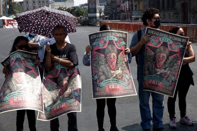 Zapatistas demand that the Government of Mexico stop harassment May 26, 2023, Mexico City, Mexico: Members of the Zapatista Movement in Mexico City demand that the Government of Mexico stop the harassment of indigenous communities in Chiapas, pronouncement outside the National Palace in the Zocalo in Mexico City. on May 26, 2023 in Mexico City, Mexico (Photo by Luis Barron Eyepix Group). Copyright: xLuisxBarronx xEyepixxGroupx LB_20230526_EZLN5