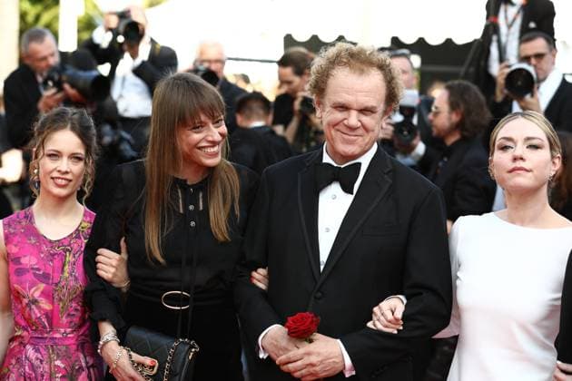 May 26, 2023, Cannes, Cote d Azur, France: Members of the Jury Un Certain Regard PAULA BEER, ALICE WINOCOUR, president JOHN C. REILLY, EMILIE DEQUENNE and DAVY CHOU attend the screening of The Old Oak during the 76th Annual Cannes Film Festival at Palais des Festivals on May 26, 2023 in Cannes, France Cannes France - ZUMAc179 20230526_zep_c179_074 Copyright: xMickaelxChavetx