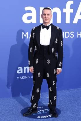 Jeremy Scott attends the amfAR Cinema Against AIDS gala during the 76th annual Cannes Film Festival on May 25, 2023 in Cannes, France. Copyright: ximageSPACEx