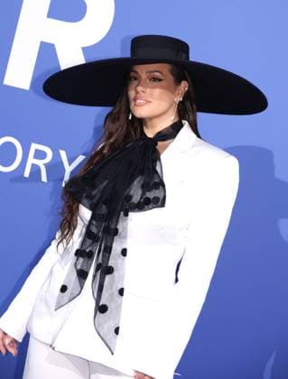 Ashley Graham attends the amfAR Cinema Against AIDS gala during the 76th annual Cannes Film Festival on May 25, 2023 in Cannes, France. Copyright: ximageSPACEx