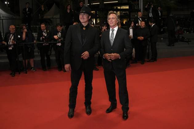 Internationale Filmfestspiele von Cannes, Hypnotic Premiere 76th Cannes Film Festival 2023, Red carpet film Hypnotic. Pictured: William Fichtner, Robert Rodriguez  Copyright: xAlbertoxTerenghi PoolxPhotoxEvenx xPoolxPhotoxEventsx01x IPA_IPA38254174