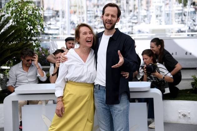 76th Cannes Film Festival 2023, Photocall film L AbbÃ Pierre . Pictured: Emmanuelle Bercot, Benjamin Lavernhe  Copyright: xAlbertoxTerenghi PoolxPhotoxEvenx xPoolxPhotoxEventsx01x IPA_IPA38264544