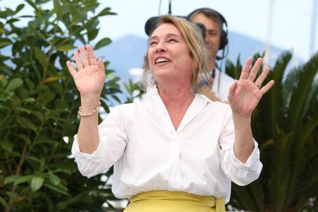 Festival International du Film de Cannes. Photocall du film L abbe Pierre - une vie de combats . 76th Cannes Film Festival. Photocall with cast of the film L abbe Pierre - une vie de combats . Emmanuelle Bercot. 292697 2023-05-27 Cannes France  Copyright: xIsabellexVautierx xStarfacex STAR_292697_018