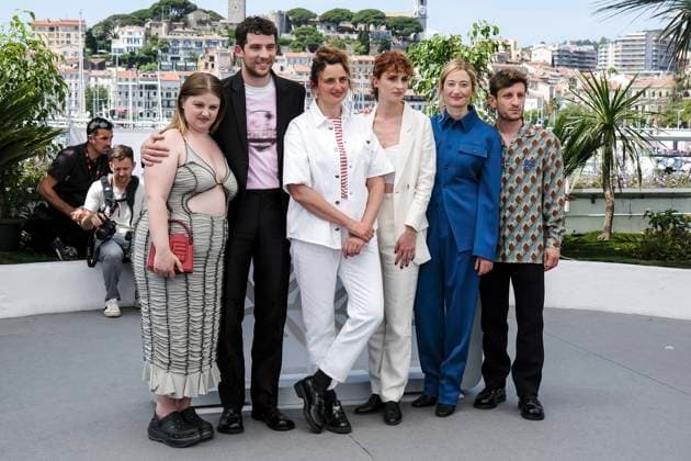 Lou Roy Lecollinet, Josh O Connor, Alice Rohrwacher, Carol Duarte, Alba Rohrwacher and Vincenzo Nemolato at the photocall for the feature film La Chimera at the Festival de Cannes 2023 76 Cannes International Film Festival at the Palais des Festivals Cannes, 27 05 2023. Foto:xD.xBedrosianx xFuturexImage