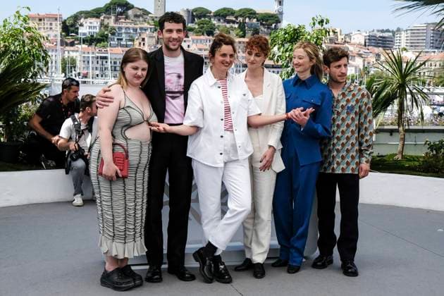 Lou Roy Lecollinet, Josh O Connor, Alice Rohrwacher, Carol Duarte, Alba Rohrwacher and Vincenzo Nemolato at the photocall for the feature film La Chimera at the Festival de Cannes 2023 76 Cannes International Film Festival at the Palais des Festivals Cannes, 27 05 2023. Foto:xD.xBedrosianx xFuturexImage