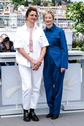 Alice Rohrwacher and Alba Rohrwacher at the photocall for the feature film La Chimera at the Festival de Cannes 2023 76 Cannes International Film Festival at the Palais des Festivals Cannes, 27 05 2023. Foto:xD.xBedrosianx xFuturexImage